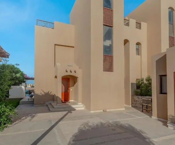 3Br Family Villa In Sabina, El Gouna, Lagoon & Private Heated Pool *