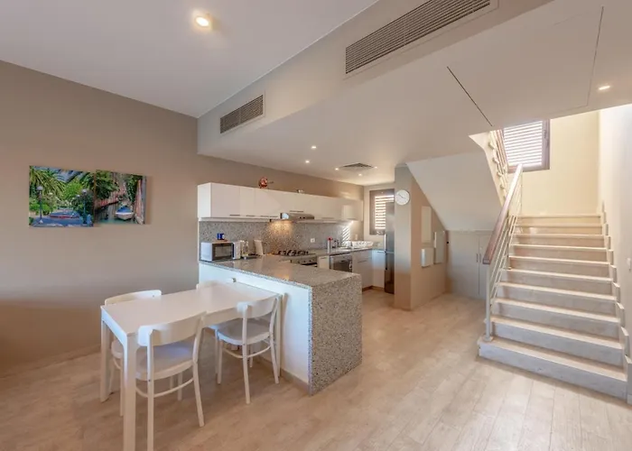 3Br Family Villa In Sabina, El Gouna, Lagoon & Private Heated Pool