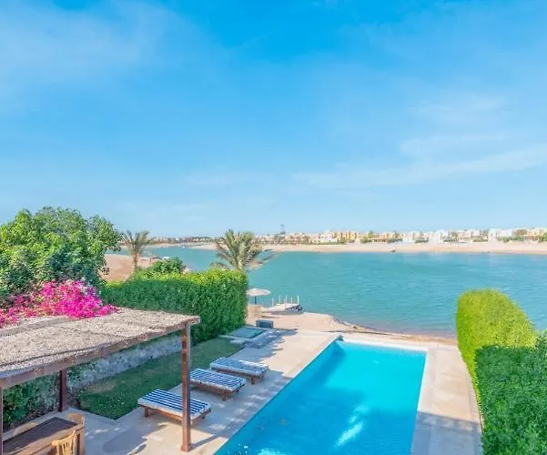 Villa 3Br Family Villa In Sabina, El Gouna, Lagoon & Private Heated Pool
